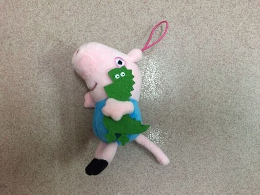 승진 선물을 위한 Peppa 돼지 견면 벨벳 장난감 Keychain에 의하여 채워지는 장난감
