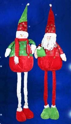 Streaching 다리 크리스마스 휴일을 가진 산타클로스 큰 인형 그리고 눈사람은을 위한 당을 경축합니다